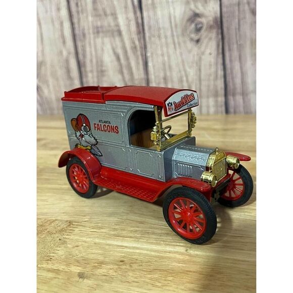 1983 Ertl Atlanta Falcons 1913 Ford Die Cast Bank NFL Huddles RARE - Picture 4 of 10